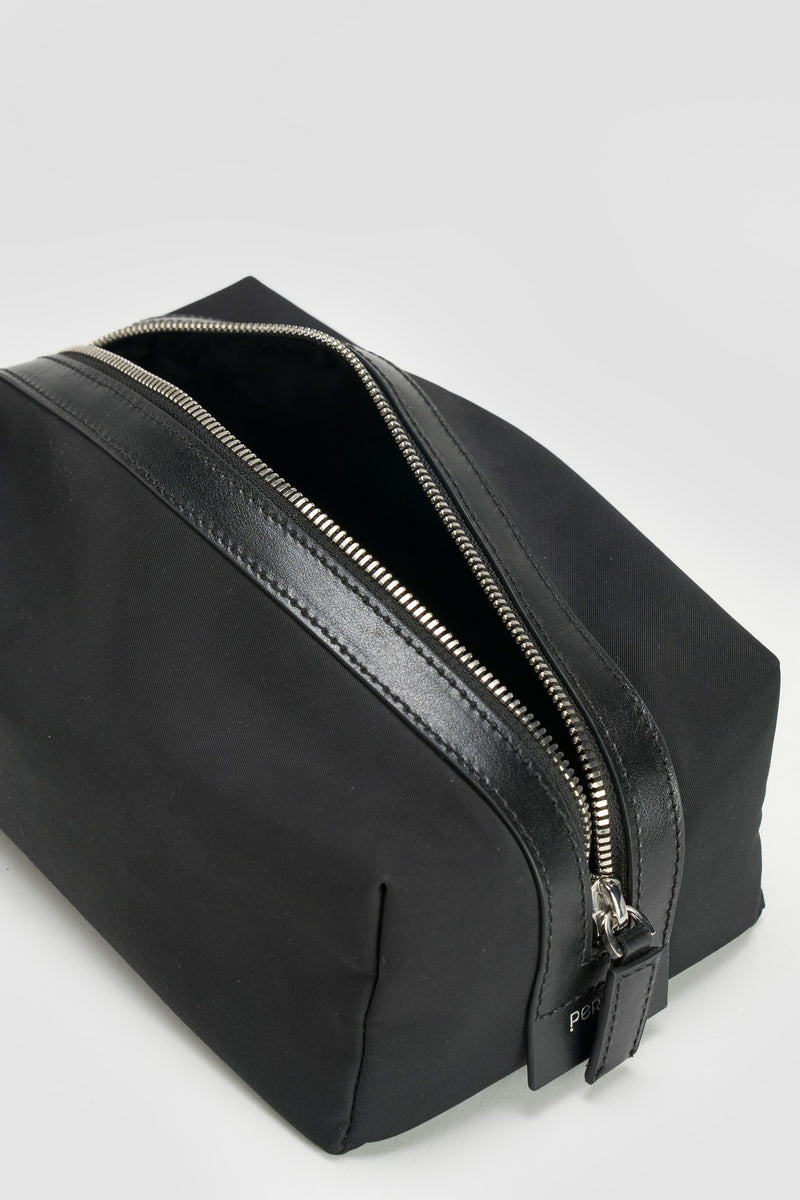 Black Elian Wash Bag