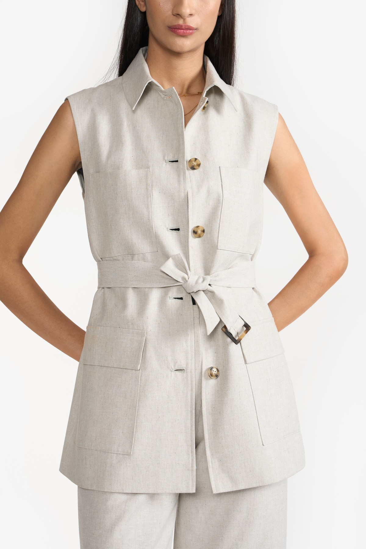 ARIANA VEST