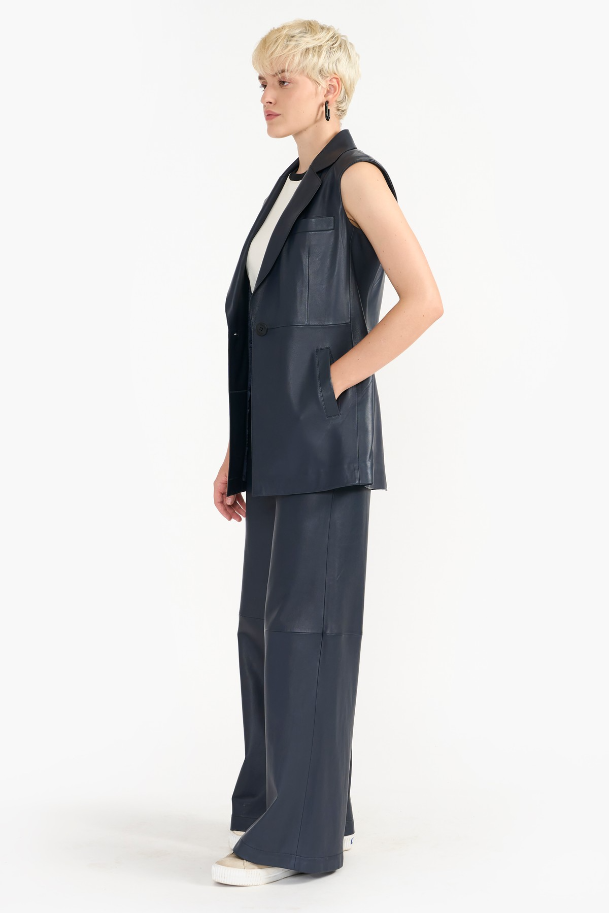 ZAHRA VEST