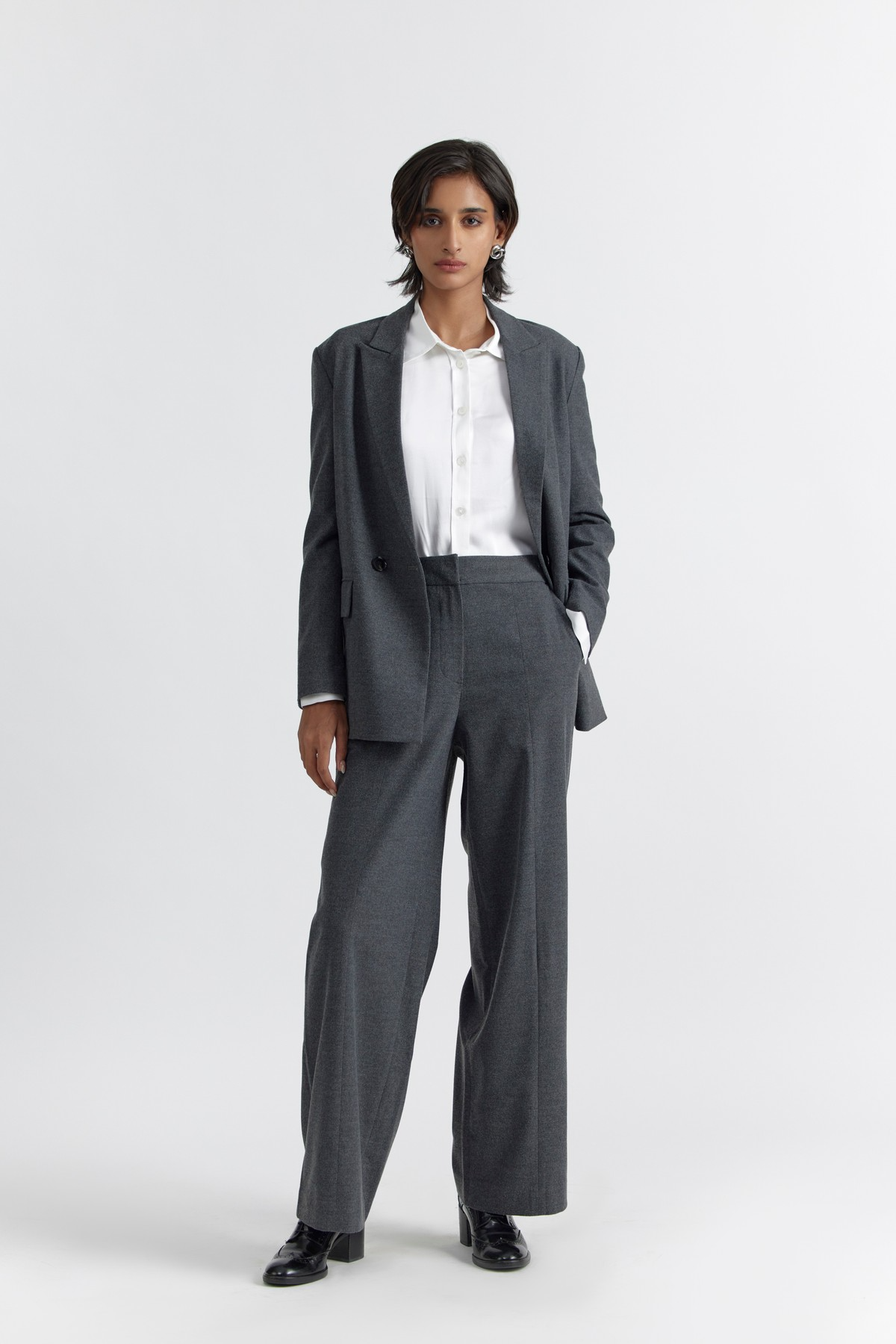 URSULA BLAZER