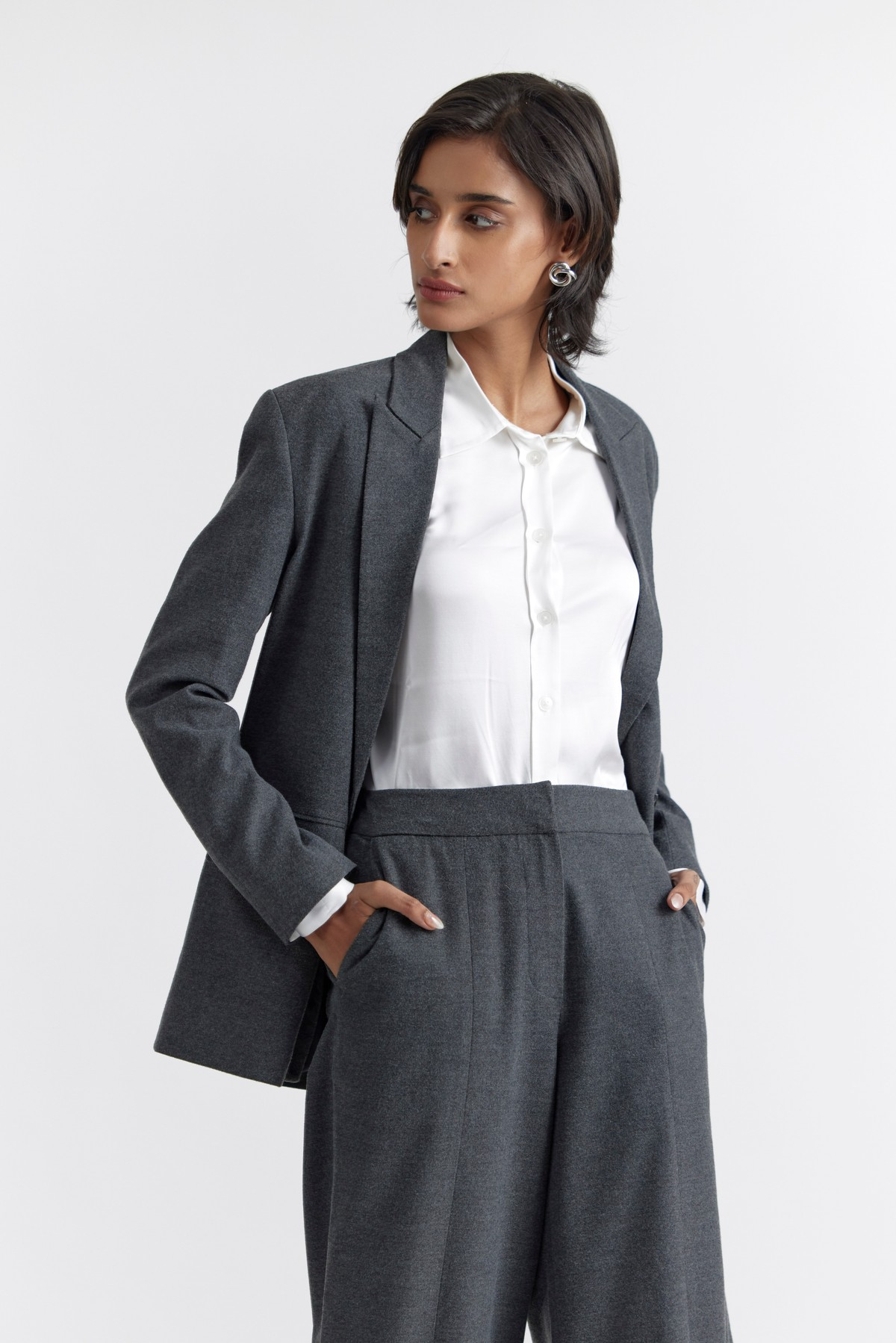 URSULA BLAZER