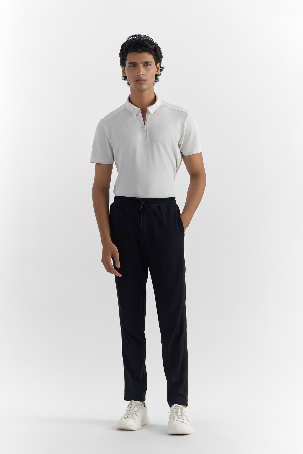 BERNIE JOGGER