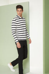 Black-Stripe James T-Shirt