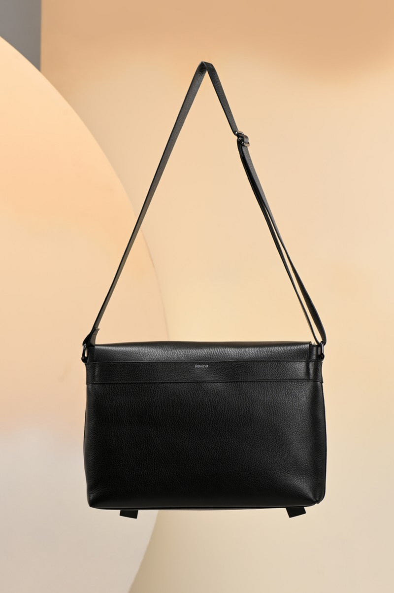 Black Yuuma Briefcase