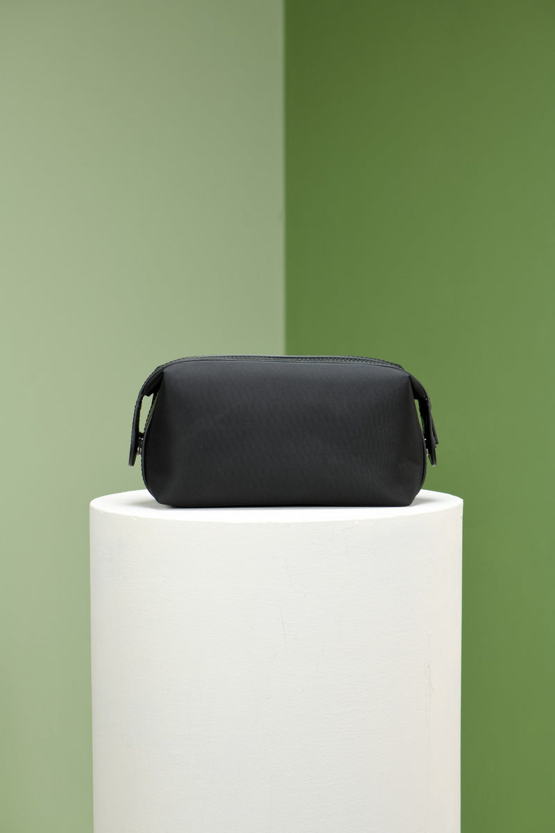 Black Timothy Washbag