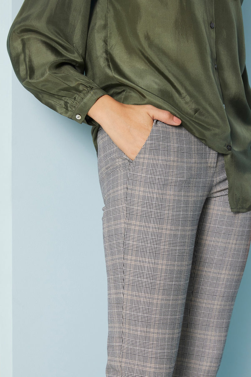 Beige-Black Larae Trouser