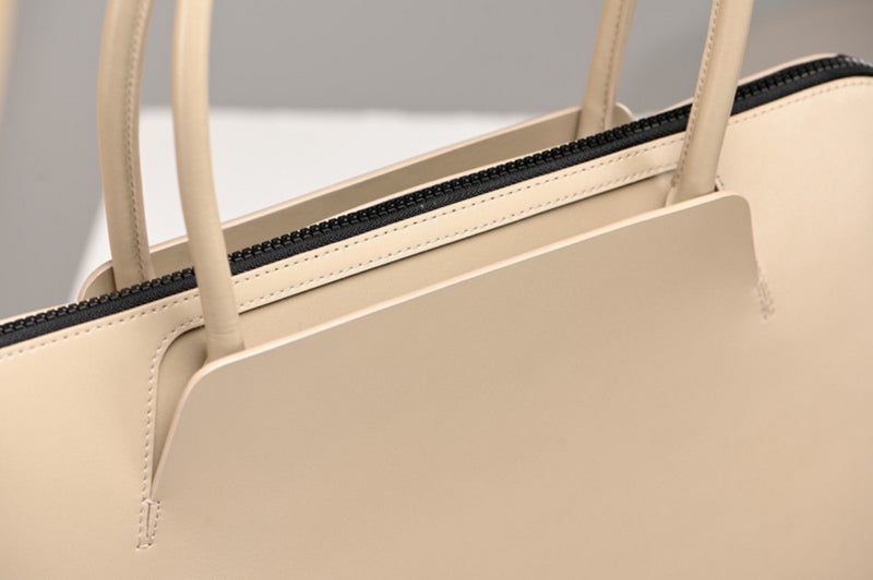 String Tan Nova Breifcase