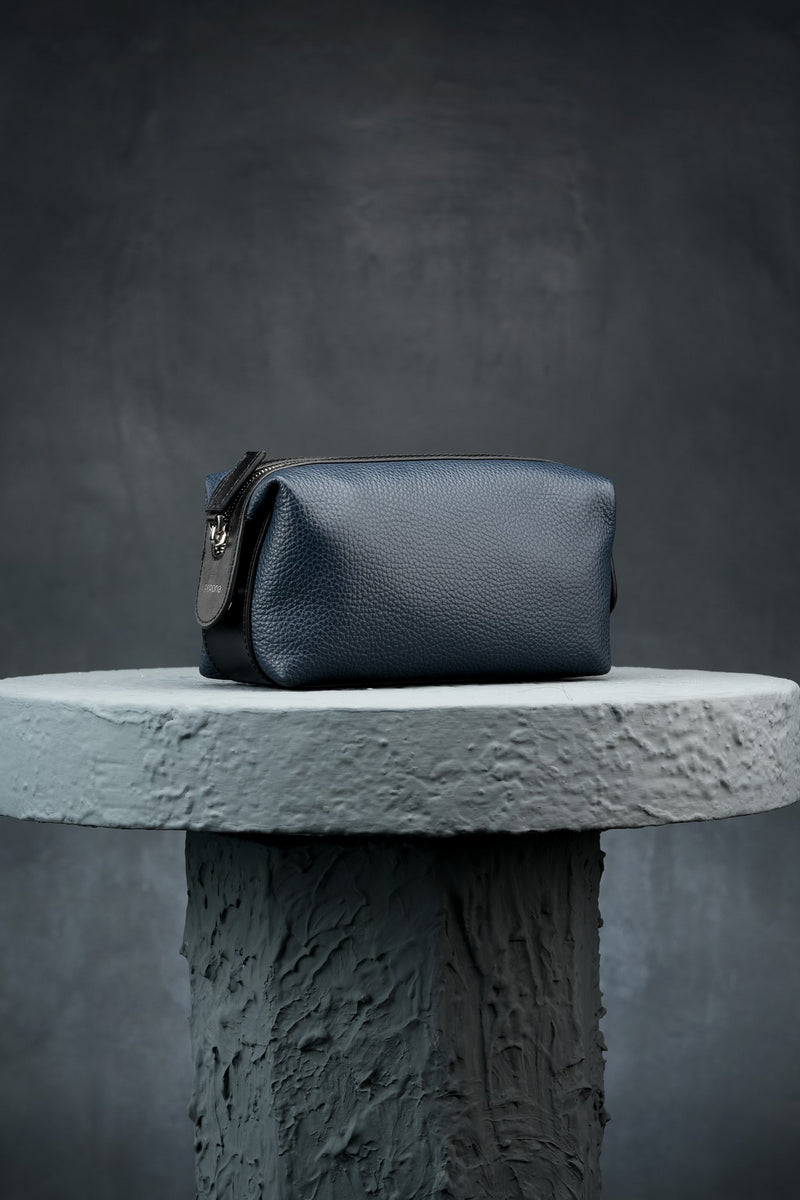 Navy Felipe Wash Bag