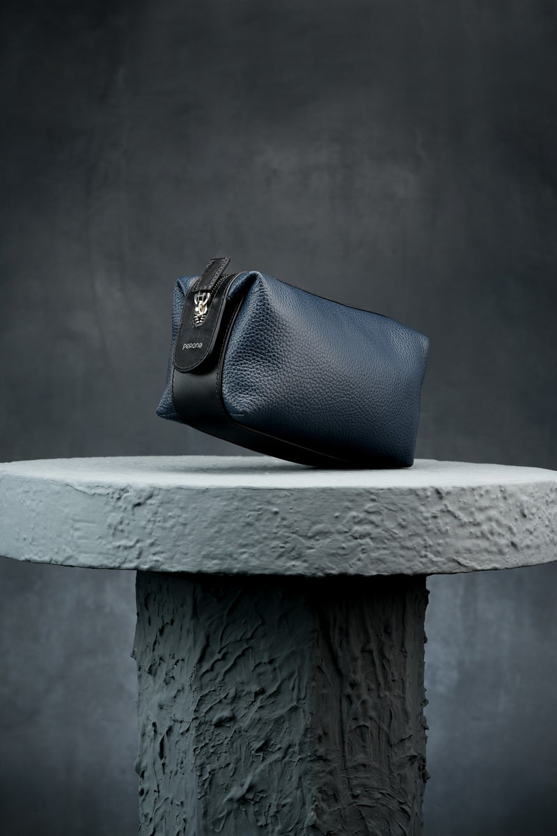 Navy Felipe Wash Bag