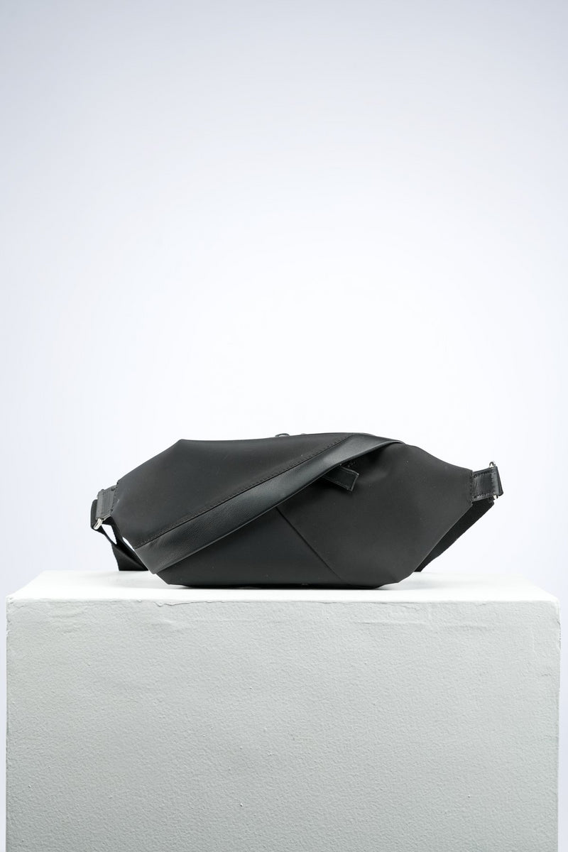 Black Efron Belt Bag