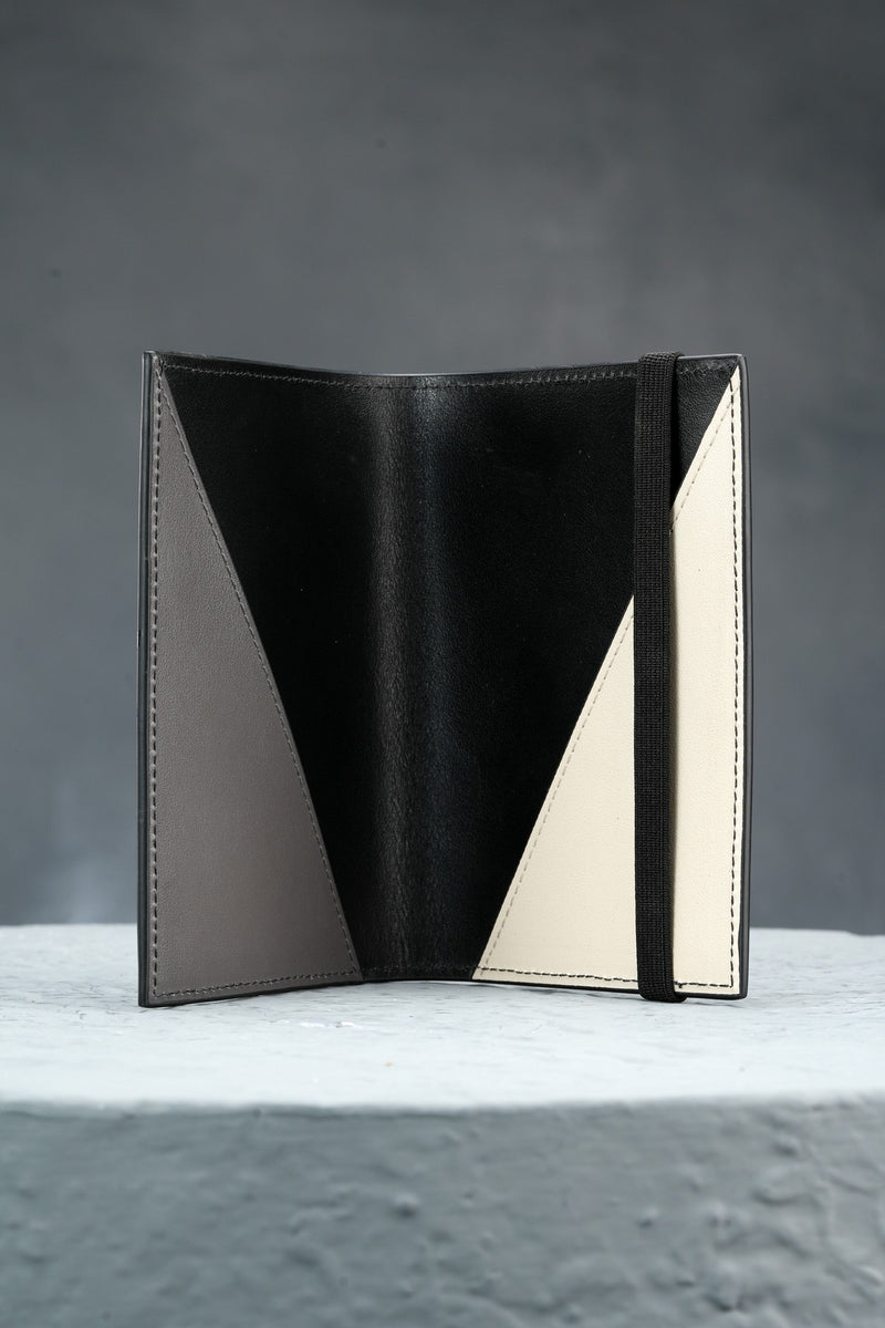 Black Gael Passport Holder