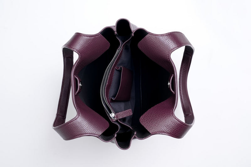 Wine Kairi Tote Bag