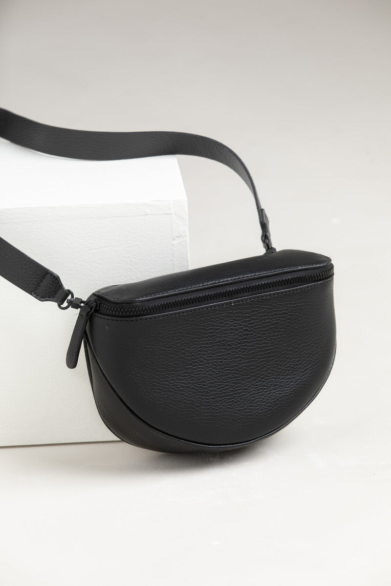 Black Leah Belt Bag