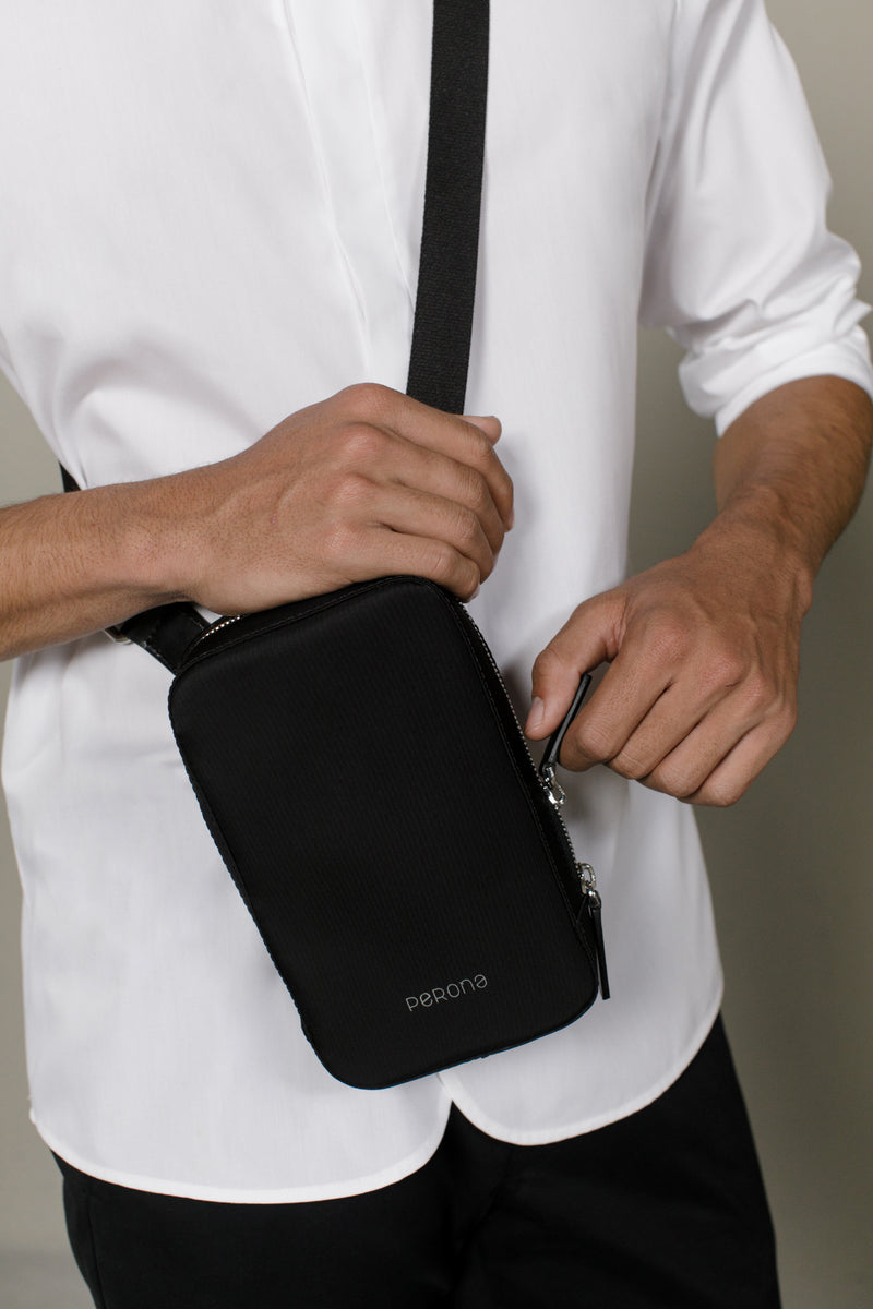 Black Shane Messenger Bag
