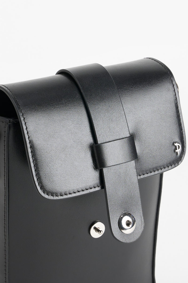 Black Ceron Messenger Bag