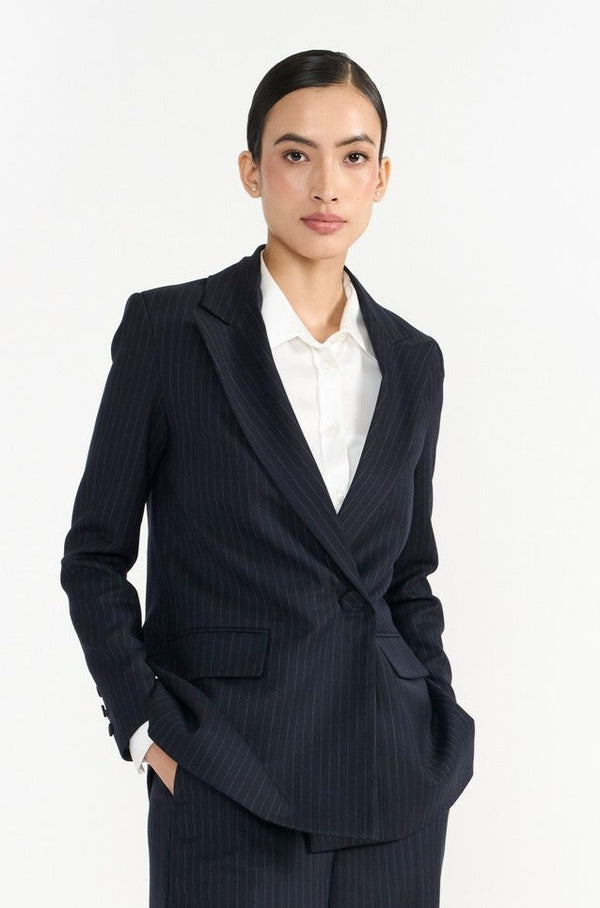 VIENNA NAVY WOMEN'S WOOLEN BLAZER